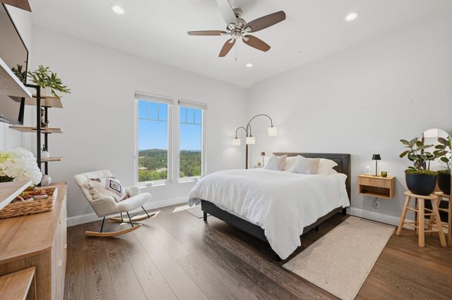 1740 Margaret Ct, Auburn, CA 95603