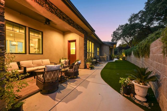 1740 Margaret Ct, Auburn, CA 95603
