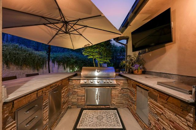 1740 Margaret Ct, Auburn, CA 95603