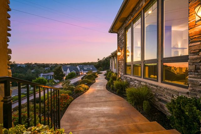 1740 Margaret Ct, Auburn, CA 95603