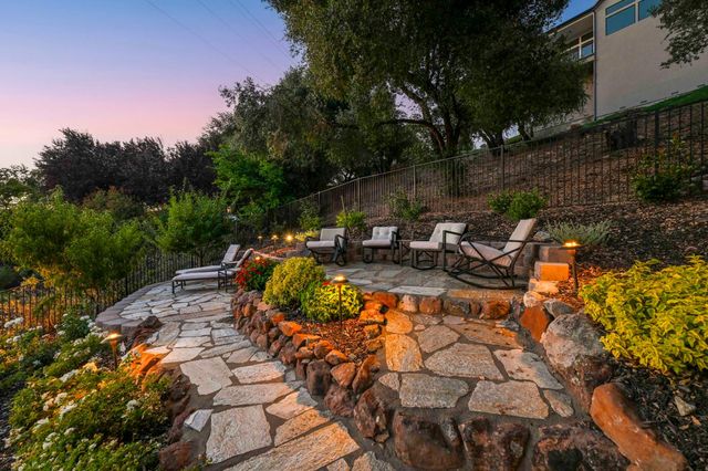 1740 Margaret Ct, Auburn, CA 95603