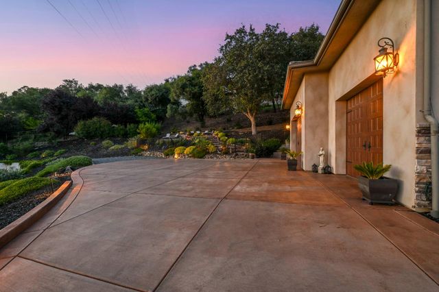1740 Margaret Ct, Auburn, CA 95603