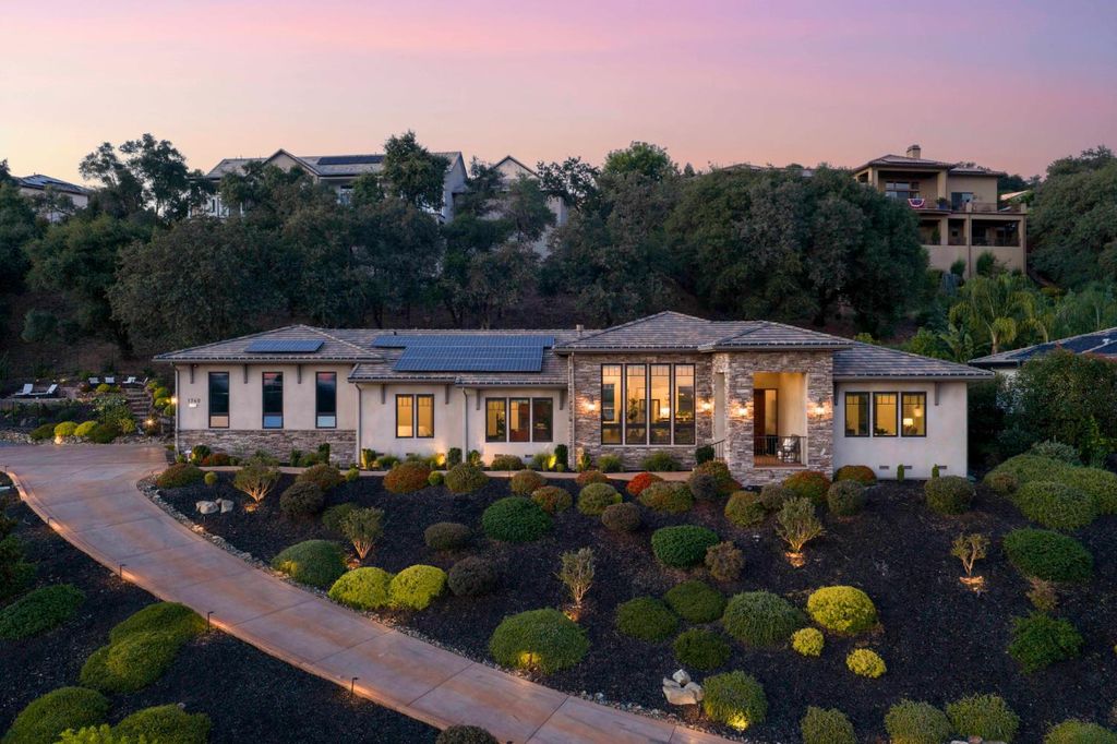 1740 Margaret Ct, Auburn, CA 95603