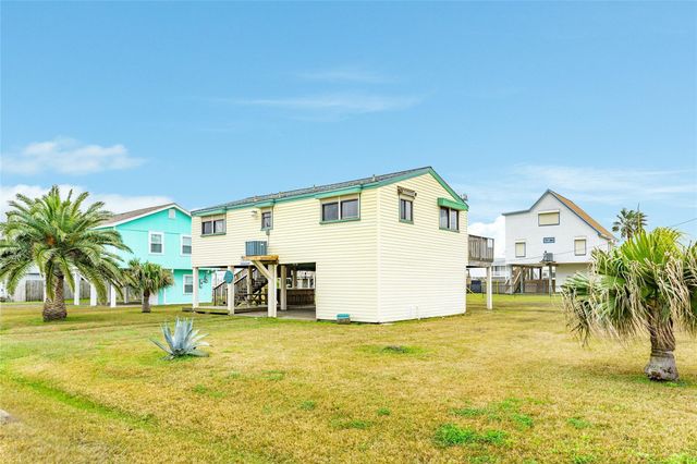 16725 Captain Bligh Road, Jamaica Beach, TX 77554