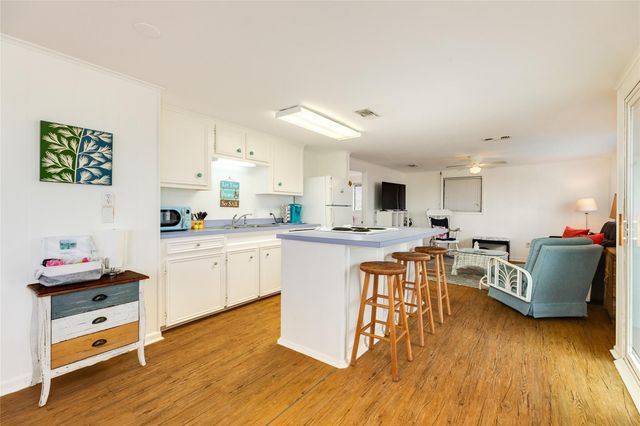 16725 Captain Bligh Road, Jamaica Beach, TX 77554