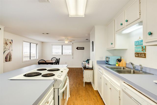 16725 Captain Bligh Road, Jamaica Beach, TX 77554