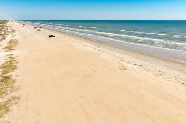 16725 Captain Bligh Road, Jamaica Beach, TX 77554