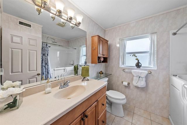 1831 OAK LAKE DRIVE, Clearwater, FL 33764