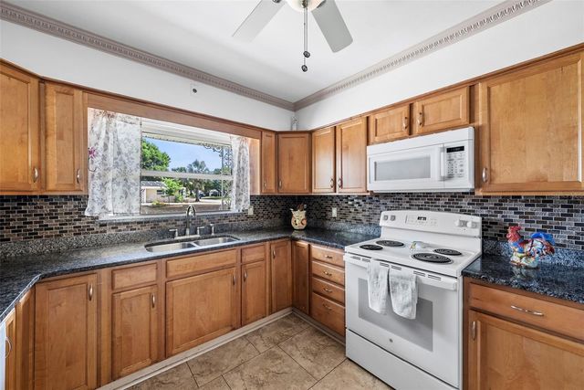 1831 OAK LAKE DRIVE, Clearwater, FL 33764
