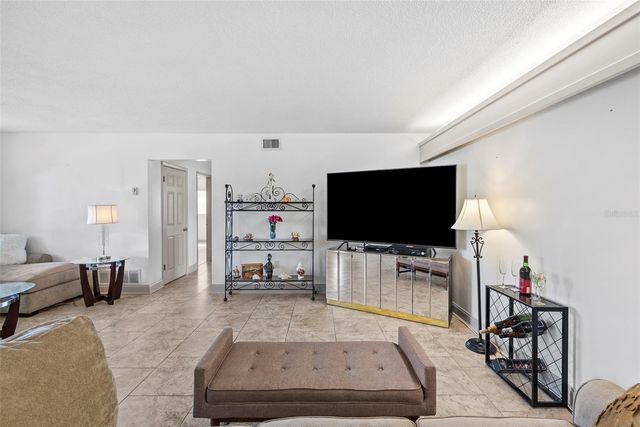 1831 OAK LAKE DRIVE, Clearwater, FL 33764
