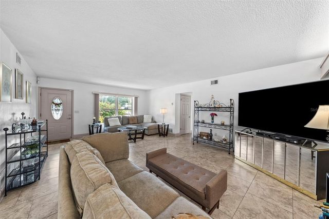 1831 OAK LAKE DRIVE, Clearwater, FL 33764
