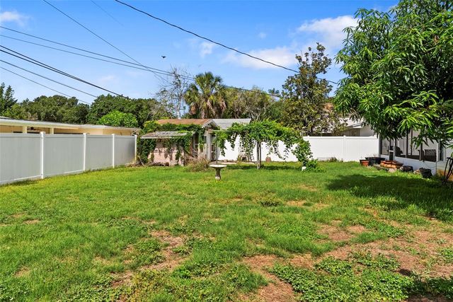 1831 OAK LAKE DRIVE, Clearwater, FL 33764