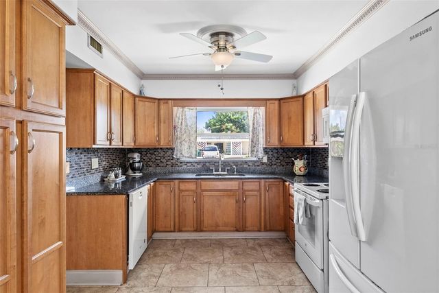1831 OAK LAKE DRIVE, Clearwater, FL 33764