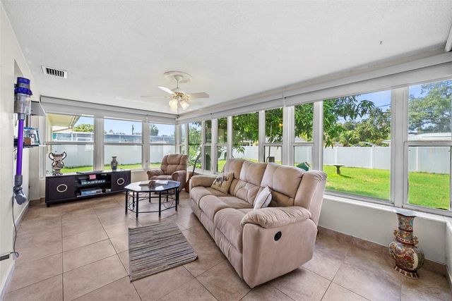 1831 OAK LAKE DRIVE, Clearwater, FL 33764