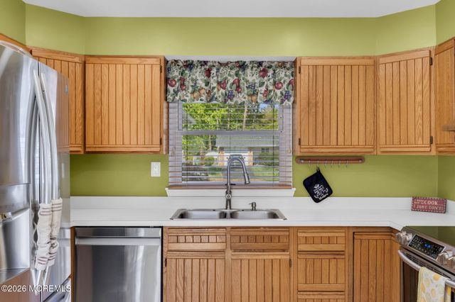 101 Andover Lane, Matawan, NJ 07747