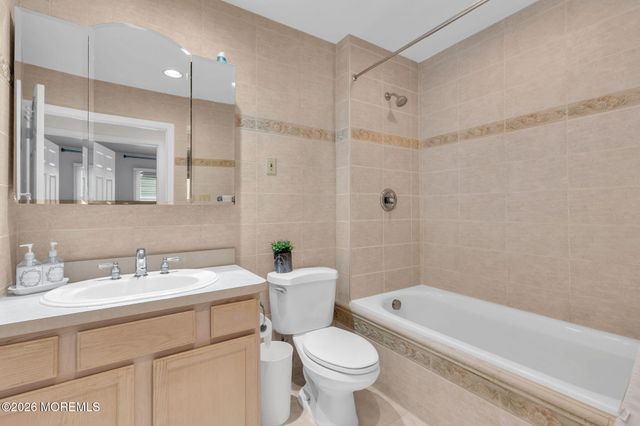 101 Andover Lane, Matawan, NJ 07747
