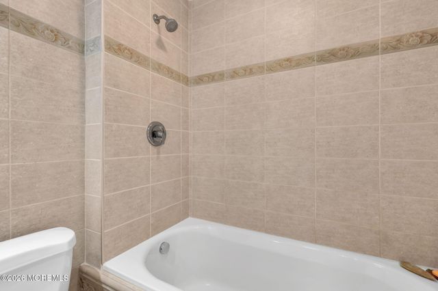101 Andover Lane, Matawan, NJ 07747