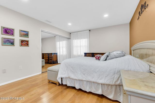 101 Andover Lane, Matawan, NJ 07747