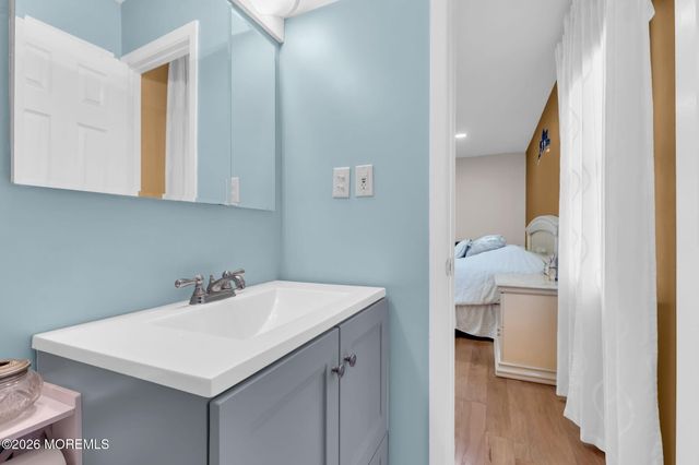 101 Andover Lane, Matawan, NJ 07747
