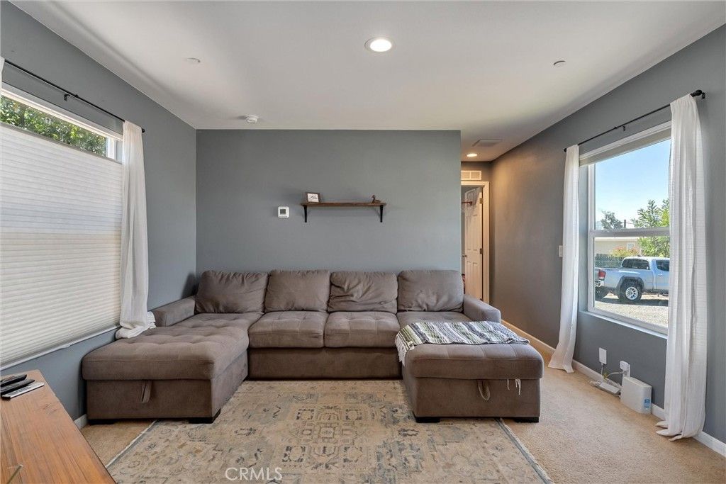 Image 8 of property listing at 925 Bille, Paradise, CA 95969