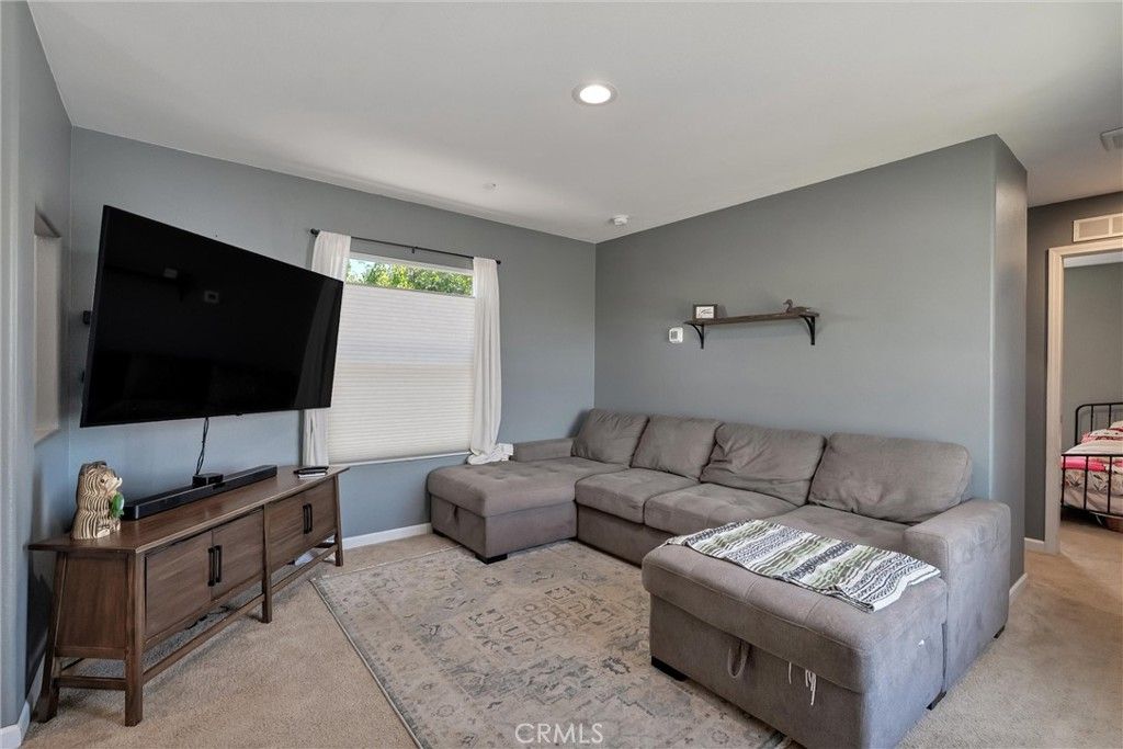 Image 9 of property listing at 925 Bille, Paradise, CA 95969