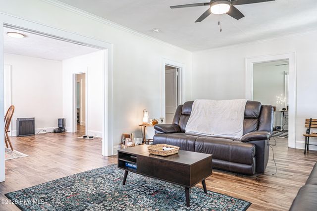 304 Minturn Avenue, Hamlet, NC 28345
