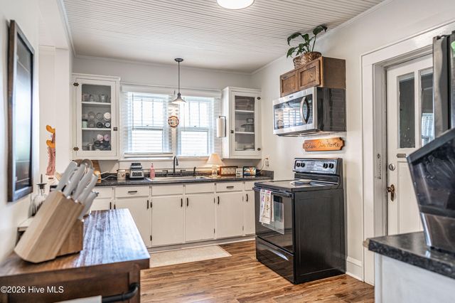 304 Minturn Avenue, Hamlet, NC 28345