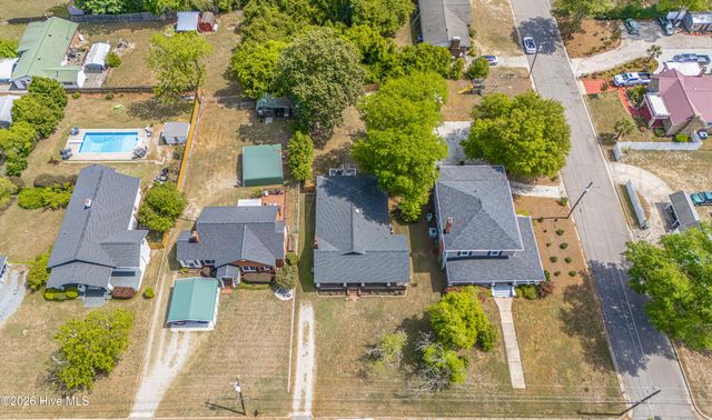 304 Minturn Avenue, Hamlet, NC 28345