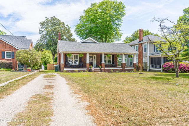 304 Minturn Avenue, Hamlet, NC 28345
