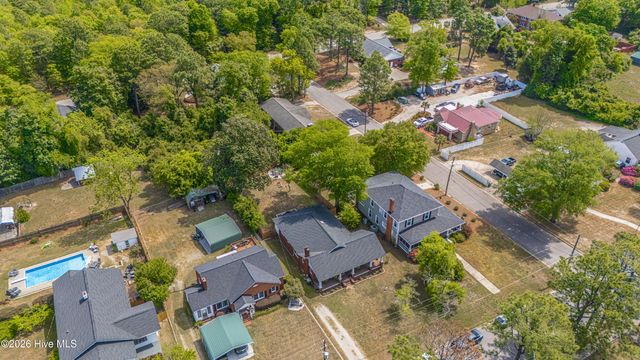 304 Minturn Avenue, Hamlet, NC 28345