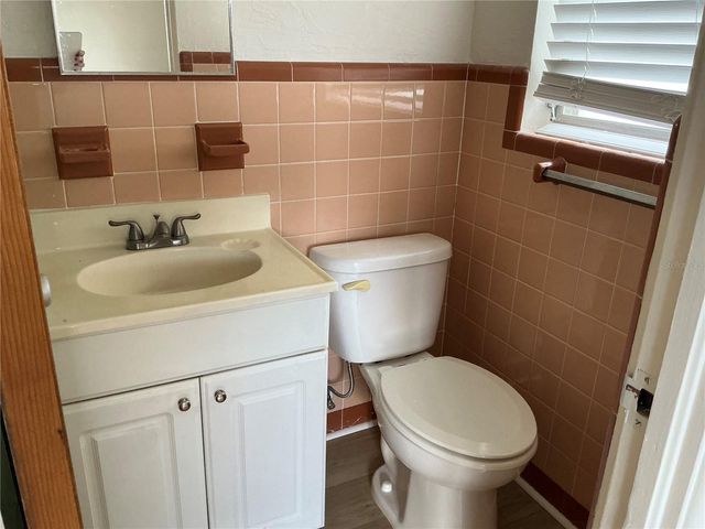 7360 111TH STREET, Seminole, FL 33772