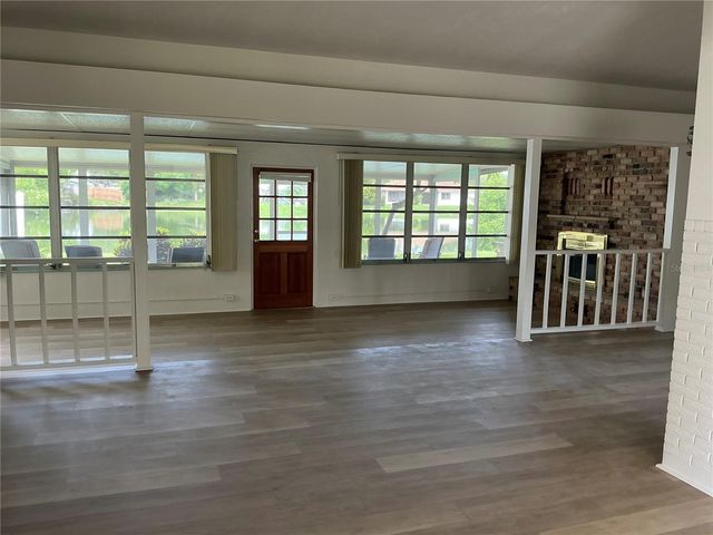 7360 111TH STREET, Seminole, FL 33772