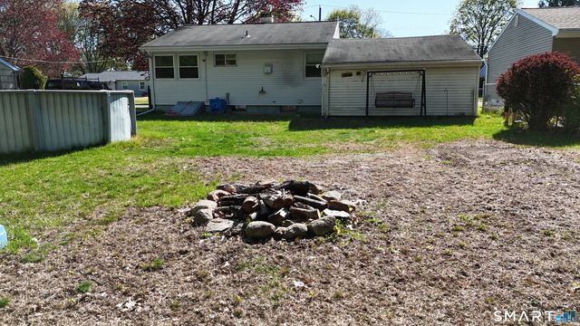 118 Bradley Terrace, Derby, CT 06418