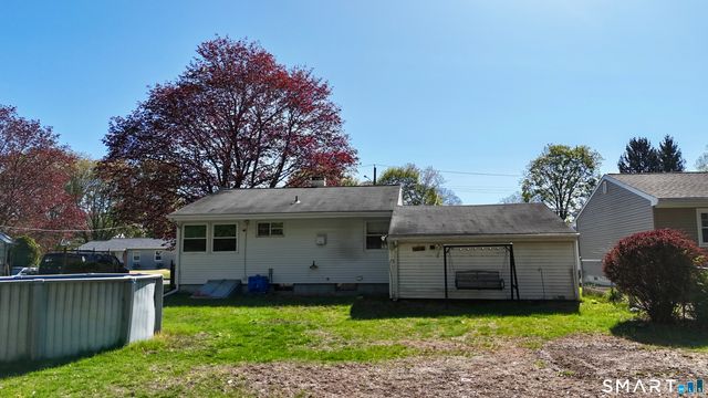 118 Bradley Terrace, Derby, CT 06418