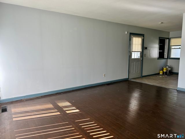 118 Bradley Terrace, Derby, CT 06418