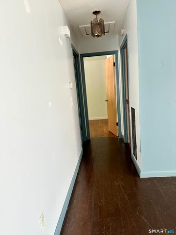 118 Bradley Terrace, Derby, CT 06418