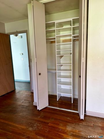 118 Bradley Terrace, Derby, CT 06418