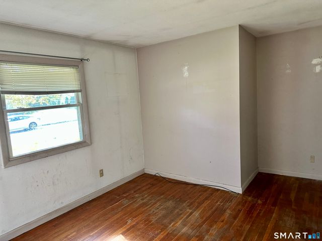 118 Bradley Terrace, Derby, CT 06418