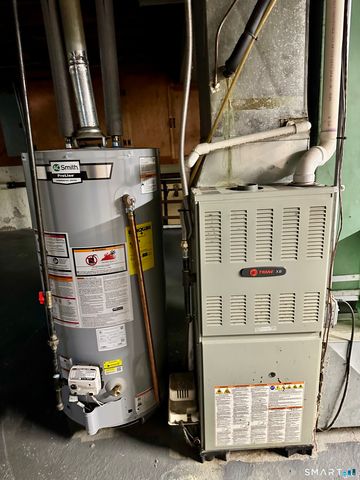 118 Bradley Terrace, Derby, CT 06418