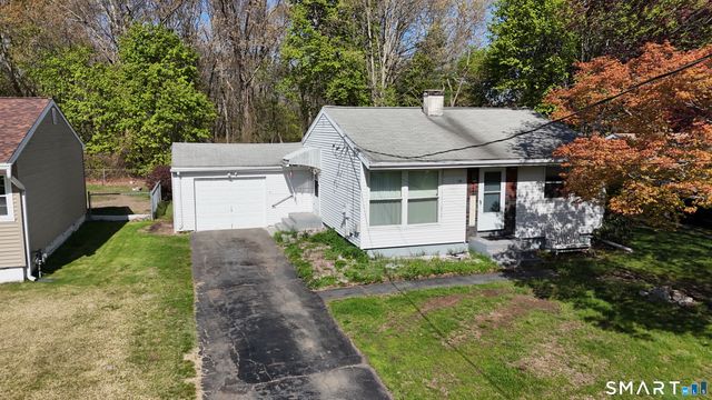 118 Bradley Terrace, Derby, CT 06418