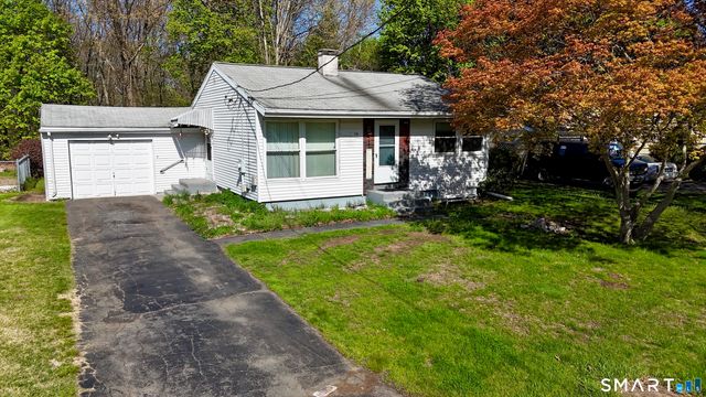 118 Bradley Terrace, Derby, CT 06418