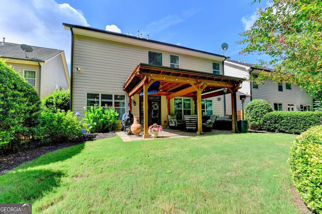 7220 Winthrop Road, Alpharetta, GA 30005 — photo 2