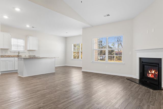 167 Willow Bay Drive, Orangeburg, SC 29118