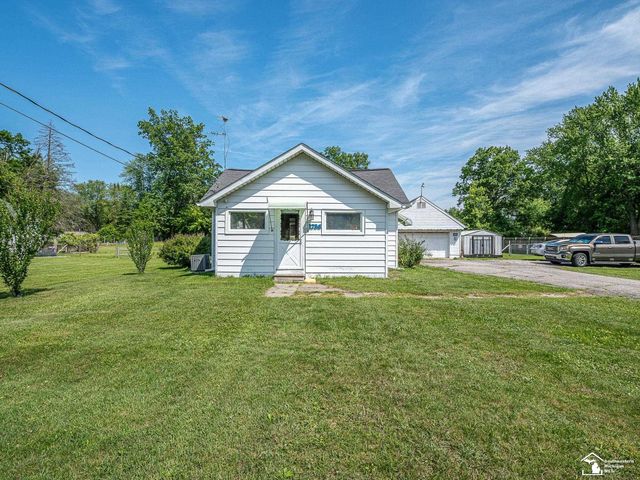 1736 Meadow Drive, Monroe, MI 48162