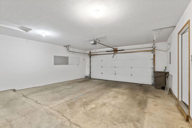 1308 Amberlea Drive W, 11, Columbus, OH 43230