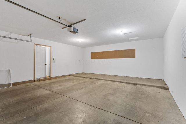 1308 Amberlea Drive W, 11, Columbus, OH 43230