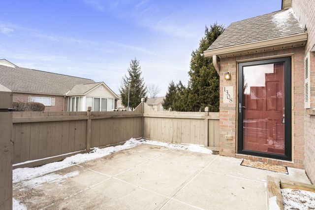 1308 Amberlea Drive W, 11, Columbus, OH 43230