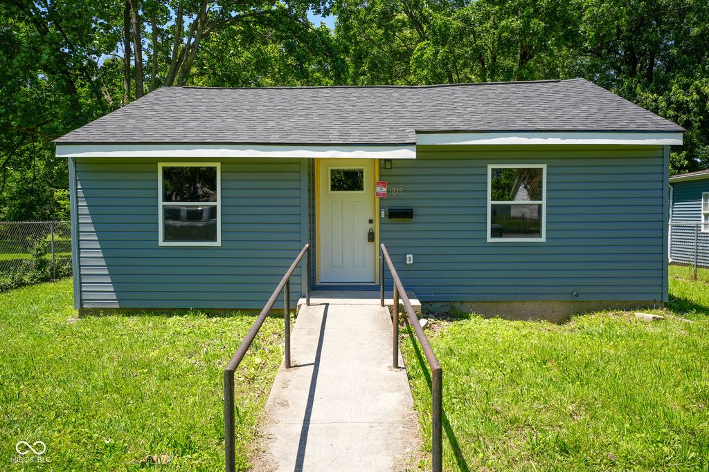 1815 Fulton Street, Anderson, IN 46016