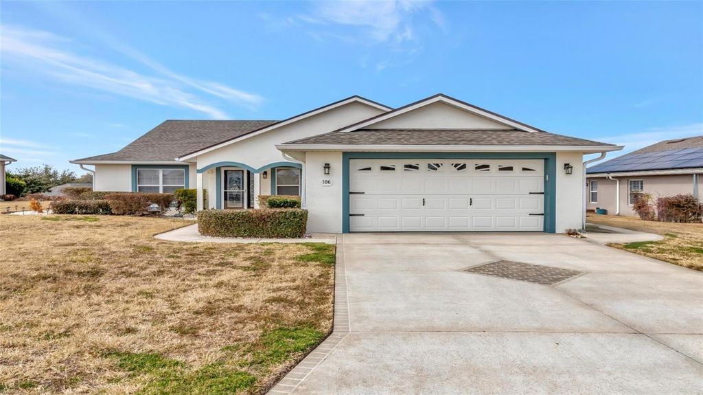 106 FAIRWAY CIRCLE, Umatilla, FL 32784