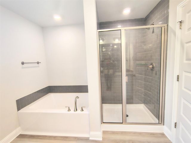 601 Greystone Lane, Angleton, TX 77515